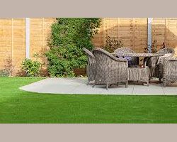 GARDEN GRASS
